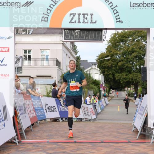 31.08.2025 - 21. Blankeneser Heldenlauf Strokosch-Dieckow http://msf.ph/oto/8641591 31.08.2025 09:42:43 Ziel 1159, 1108 meine-sportfotos.de