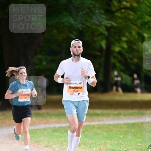31.08.2025 - 21. Blankeneser Heldenlauf Dr. Thomas Lammeyer http://msf.ph/oto/8641618 31.08.2025 11:03:49 Laufen 5140 meine-sportfotos.de