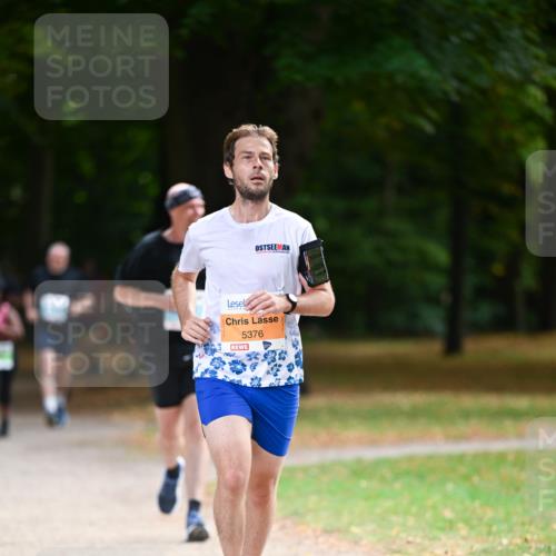 31.08.2025 - 21. Blankeneser Heldenlauf Dr. Thomas Lammeyer http://msf.ph/oto/8641648 31.08.2025 11:03:53 Laufen 5376 meine-sportfotos.de