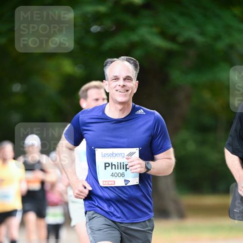31.08.2025 - 21. Blankeneser Heldenlauf Dr. Thomas Lammeyer http://msf.ph/oto/8641678 31.08.2025 11:03:58 Laufen 4006 meine-sportfotos.de