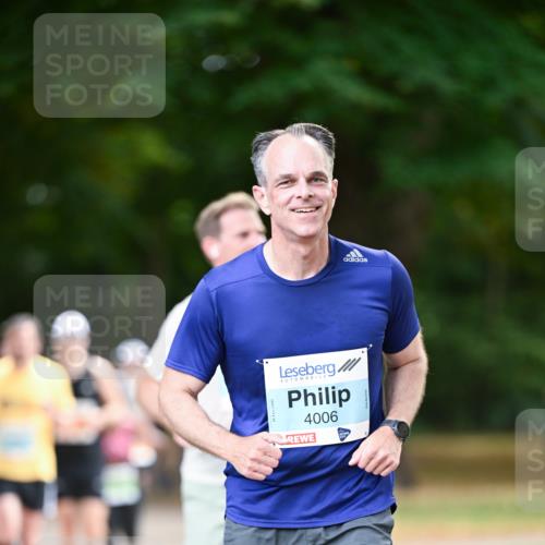 31.08.2025 - 21. Blankeneser Heldenlauf Dr. Thomas Lammeyer http://msf.ph/oto/8641681 31.08.2025 11:03:58 Laufen 4006 meine-sportfotos.de