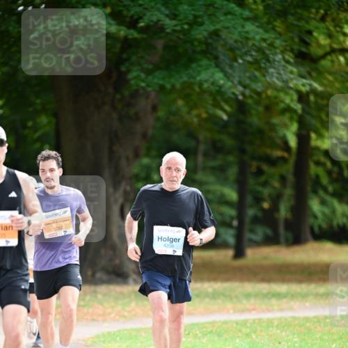 31.08.2025 - 21. Blankeneser Heldenlauf Dr. Thomas Lammeyer http://msf.ph/oto/8641706 31.08.2025 11:04:01 Laufen 5762, 4208 meine-sportfotos.de