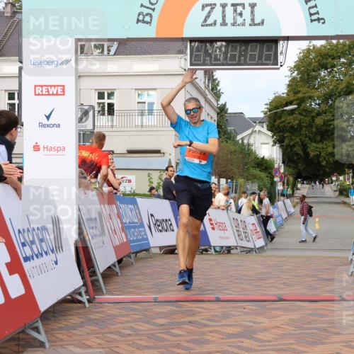 31.08.2025 - 21. Blankeneser Heldenlauf Strokosch-Dieckow http://msf.ph/oto/8641707 31.08.2025 09:41:58 Ziel 1076 meine-sportfotos.de