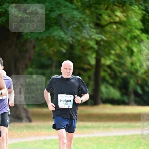31.08.2025 - 21. Blankeneser Heldenlauf Dr. Thomas Lammeyer http://msf.ph/oto/8641711 31.08.2025 11:04:02 Laufen 4208 meine-sportfotos.de