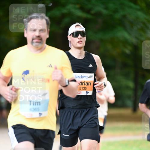 31.08.2025 - 21. Blankeneser Heldenlauf Dr. Thomas Lammeyer http://msf.ph/oto/8641717 31.08.2025 11:04:03 Laufen 5135, 4305 meine-sportfotos.de