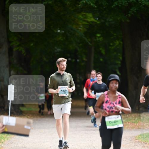 31.08.2025 - 21. Blankeneser Heldenlauf Dr. Thomas Lammeyer http://msf.ph/oto/8641723 31.08.2025 11:04:04 Laufen 4158 meine-sportfotos.de