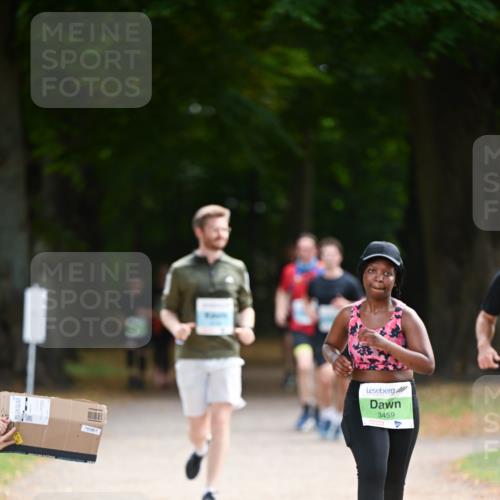 31.08.2025 - 21. Blankeneser Heldenlauf Dr. Thomas Lammeyer http://msf.ph/oto/8641724 31.08.2025 11:04:04 Laufen 3459 meine-sportfotos.de