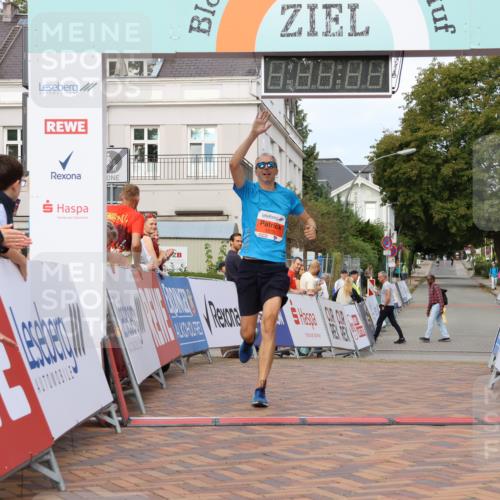 31.08.2025 - 21. Blankeneser Heldenlauf Strokosch-Dieckow http://msf.ph/oto/8641735 31.08.2025 09:41:58 Ziel 1076 meine-sportfotos.de