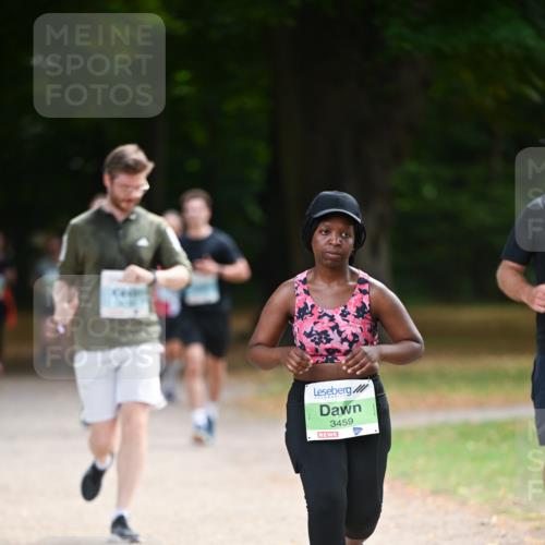 31.08.2025 - 21. Blankeneser Heldenlauf Dr. Thomas Lammeyer http://msf.ph/oto/8641736 31.08.2025 11:04:06 Laufen 3459 meine-sportfotos.de