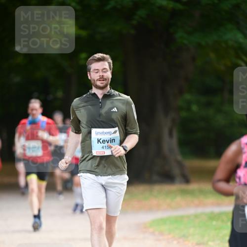 31.08.2025 - 21. Blankeneser Heldenlauf Dr. Thomas Lammeyer http://msf.ph/oto/8641745 31.08.2025 11:04:07 Laufen 415 meine-sportfotos.de