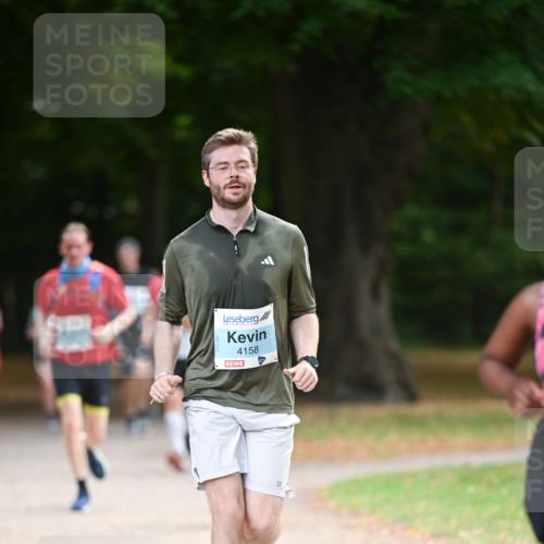 31.08.2025 - 21. Blankeneser Heldenlauf Dr. Thomas Lammeyer http://msf.ph/oto/8641746 31.08.2025 11:04:08 Laufen 4158 meine-sportfotos.de