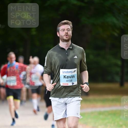 31.08.2025 - 21. Blankeneser Heldenlauf Dr. Thomas Lammeyer http://msf.ph/oto/8641754 31.08.2025 11:04:08 Laufen 4158 meine-sportfotos.de