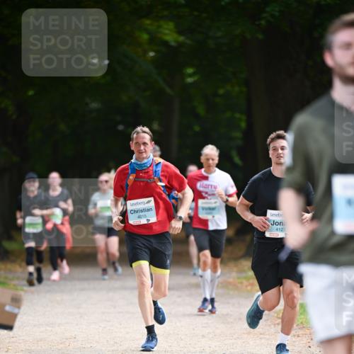 31.08.2025 - 21. Blankeneser Heldenlauf Dr. Thomas Lammeyer http://msf.ph/oto/8641758 31.08.2025 11:04:09 Laufen 4015, 4127 meine-sportfotos.de