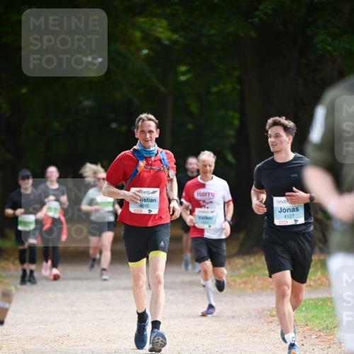 31.08.2025 - 21. Blankeneser Heldenlauf Dr. Thomas Lammeyer http://msf.ph/oto/8641761 31.08.2025 11:04:09 Laufen 4015, 4127 meine-sportfotos.de