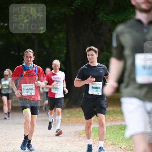 31.08.2025 - 21. Blankeneser Heldenlauf Dr. Thomas Lammeyer http://msf.ph/oto/8641764 31.08.2025 11:04:10 Laufen 4015, 4127 meine-sportfotos.de