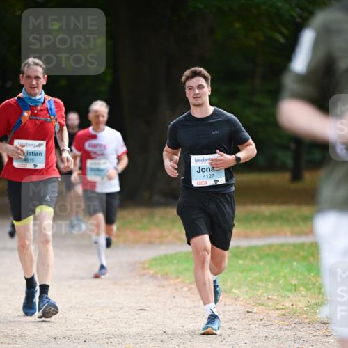 31.08.2025 - 21. Blankeneser Heldenlauf Dr. Thomas Lammeyer http://msf.ph/oto/8641765 31.08.2025 11:04:10 Laufen 4015, 4127, 4 meine-sportfotos.de
