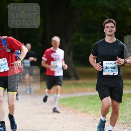 31.08.2025 - 21. Blankeneser Heldenlauf Dr. Thomas Lammeyer http://msf.ph/oto/8641777 31.08.2025 11:04:11 Laufen 4015, 4127 meine-sportfotos.de
