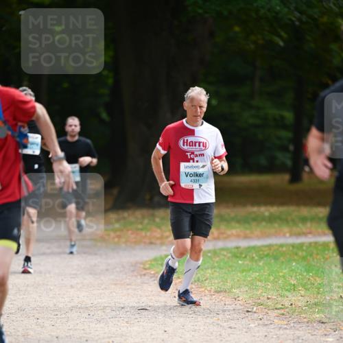 31.08.2025 - 21. Blankeneser Heldenlauf Dr. Thomas Lammeyer http://msf.ph/oto/8641782 31.08.2025 11:04:12 Laufen 4331 meine-sportfotos.de