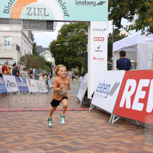 31.08.2025 - 21. Blankeneser Heldenlauf Strokosch-Dieckow http://msf.ph/oto/8641787 31.08.2025 09:39:06 Ziel 1049, 1001 meine-sportfotos.de
