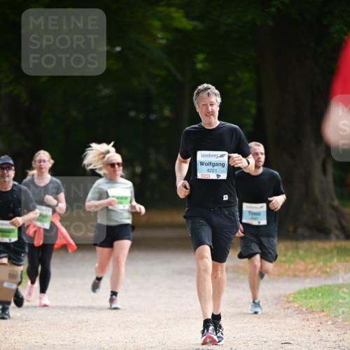 31.08.2025 - 21. Blankeneser Heldenlauf Dr. Thomas Lammeyer http://msf.ph/oto/8641797 31.08.2025 11:04:15 Laufen 4221 meine-sportfotos.de