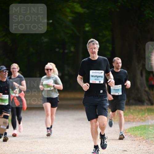 31.08.2025 - 21. Blankeneser Heldenlauf Dr. Thomas Lammeyer http://msf.ph/oto/8641800 31.08.2025 11:04:15 Laufen 4221 meine-sportfotos.de