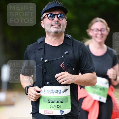 31.08.2025 - 21. Blankeneser Heldenlauf Dr. Thomas Lammeyer http://msf.ph/oto/8641812 31.08.2025 11:04:23 Laufen 3703 meine-sportfotos.de