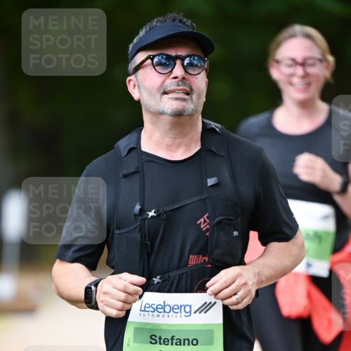 31.08.2025 - 21. Blankeneser Heldenlauf Dr. Thomas Lammeyer http://msf.ph/oto/8641813 31.08.2025 11:04:23 Laufen 3703 meine-sportfotos.de