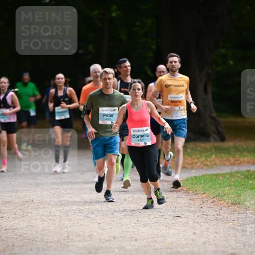 31.08.2025 - 21. Blankeneser Heldenlauf Dr. Thomas Lammeyer http://msf.ph/oto/8641818 31.08.2025 11:04:38 Laufen 4065, 4120 meine-sportfotos.de