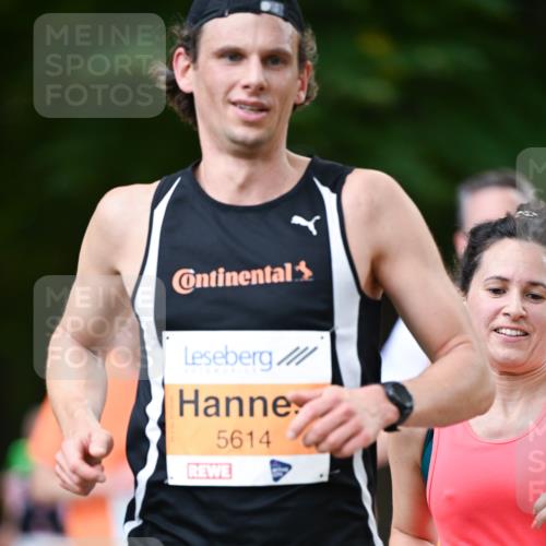 31.08.2025 - 21. Blankeneser Heldenlauf Dr. Thomas Lammeyer http://msf.ph/oto/8641864 31.08.2025 11:04:44 Laufen 5614, 21, 1, 412 meine-sportfotos.de