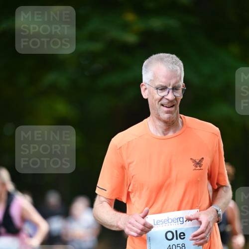 31.08.2025 - 21. Blankeneser Heldenlauf Dr. Thomas Lammeyer http://msf.ph/oto/8641874 31.08.2025 11:04:46 Laufen 4058 meine-sportfotos.de