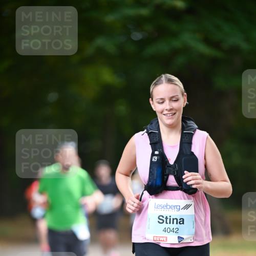 31.08.2025 - 21. Blankeneser Heldenlauf Dr. Thomas Lammeyer http://msf.ph/oto/8641889 31.08.2025 11:04:48 Laufen 4042 meine-sportfotos.de