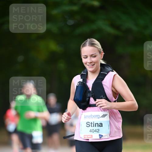 31.08.2025 - 21. Blankeneser Heldenlauf Dr. Thomas Lammeyer http://msf.ph/oto/8641890 31.08.2025 11:04:48 Laufen 4042 meine-sportfotos.de