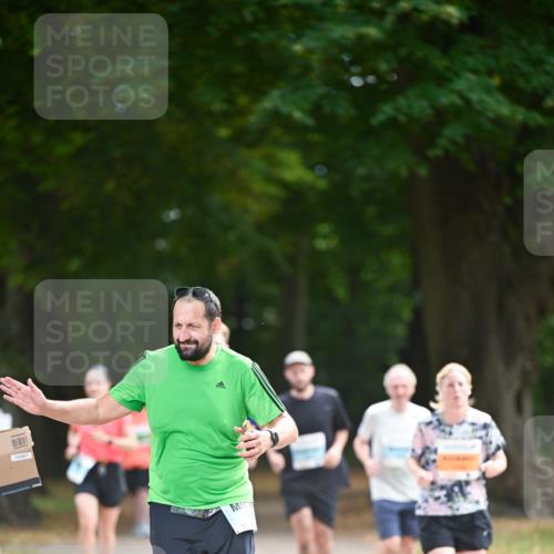 31.08.2025 - 21. Blankeneser Heldenlauf Dr. Thomas Lammeyer http://msf.ph/oto/8641899 31.08.2025 11:04:49 Laufen  meine-sportfotos.de