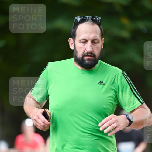 31.08.2025 - 21. Blankeneser Heldenlauf Dr. Thomas Lammeyer http://msf.ph/oto/8641921 31.08.2025 11:04:53 Laufen 4076 meine-sportfotos.de