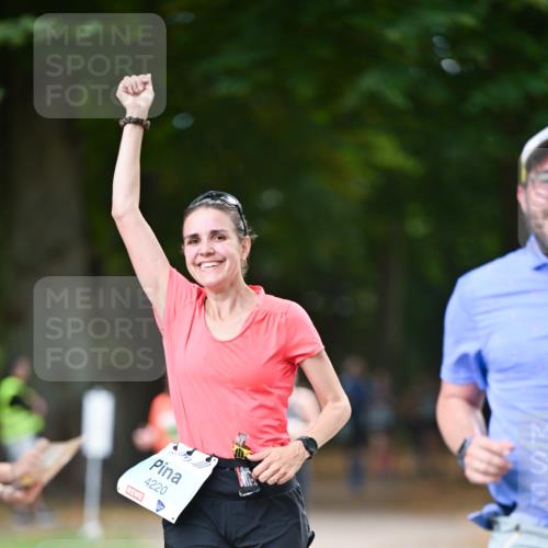 31.08.2025 - 21. Blankeneser Heldenlauf Dr. Thomas Lammeyer http://msf.ph/oto/8641933 31.08.2025 11:04:56 Laufen 4220 meine-sportfotos.de