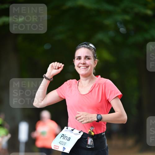31.08.2025 - 21. Blankeneser Heldenlauf Dr. Thomas Lammeyer http://msf.ph/oto/8641940 31.08.2025 11:04:57 Laufen 4220 meine-sportfotos.de