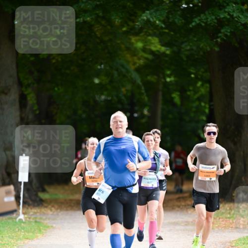 31.08.2025 - 21. Blankeneser Heldenlauf Dr. Thomas Lammeyer http://msf.ph/oto/8641991 31.08.2025 11:05:11 Laufen 5250, 269, 4267, 5303 meine-sportfotos.de