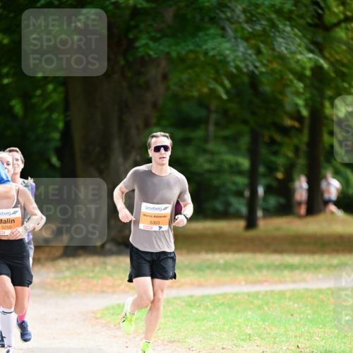 31.08.2025 - 21. Blankeneser Heldenlauf Dr. Thomas Lammeyer http://msf.ph/oto/8641998 31.08.2025 11:05:12 Laufen 5250, 5303 meine-sportfotos.de