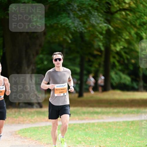 31.08.2025 - 21. Blankeneser Heldenlauf Dr. Thomas Lammeyer http://msf.ph/oto/8642002 31.08.2025 11:05:13 Laufen 0, 5303 meine-sportfotos.de