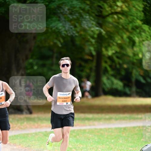 31.08.2025 - 21. Blankeneser Heldenlauf Dr. Thomas Lammeyer http://msf.ph/oto/8642005 31.08.2025 11:05:13 Laufen 5303 meine-sportfotos.de