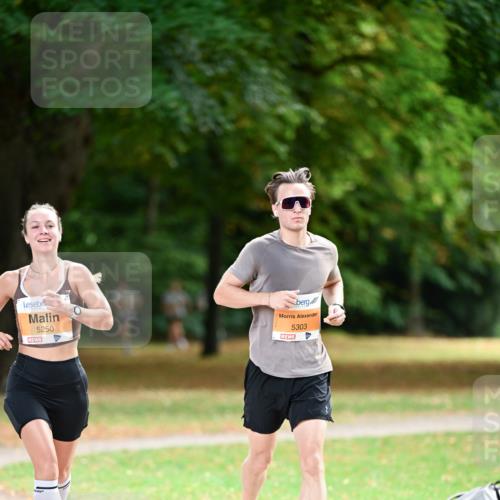 31.08.2025 - 21. Blankeneser Heldenlauf Dr. Thomas Lammeyer http://msf.ph/oto/8642010 31.08.2025 11:05:14 Laufen 5250, 5303 meine-sportfotos.de