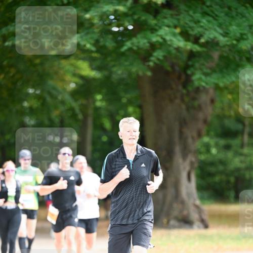 31.08.2025 - 21. Blankeneser Heldenlauf Dr. Thomas Lammeyer http://msf.ph/oto/8642042 31.08.2025 11:05:20 Laufen  meine-sportfotos.de