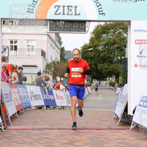31.08.2025 - 21. Blankeneser Heldenlauf Strokosch-Dieckow http://msf.ph/oto/8642044 31.08.2025 09:41:19 Ziel 1138, 1177, 1087, 1038 meine-sportfotos.de