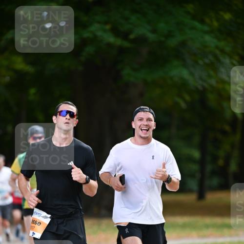 31.08.2025 - 21. Blankeneser Heldenlauf Dr. Thomas Lammeyer http://msf.ph/oto/8642047 31.08.2025 11:05:24 Laufen 5107, 50 meine-sportfotos.de