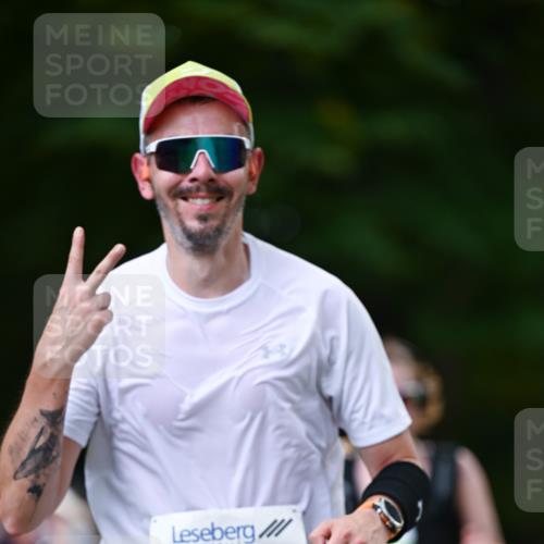 31.08.2025 - 21. Blankeneser Heldenlauf Dr. Thomas Lammeyer http://msf.ph/oto/8642079 31.08.2025 11:05:29 Laufen 4373 meine-sportfotos.de