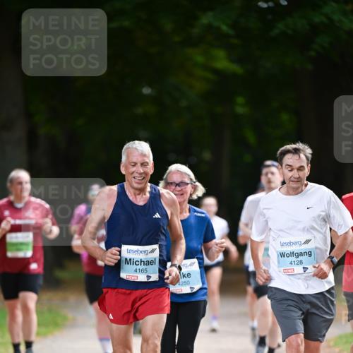 31.08.2025 - 21. Blankeneser Heldenlauf Dr. Thomas Lammeyer http://msf.ph/oto/8642081 31.08.2025 11:05:31 Laufen 4165, 4250, 4128 meine-sportfotos.de