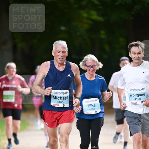 31.08.2025 - 21. Blankeneser Heldenlauf Dr. Thomas Lammeyer http://msf.ph/oto/8642088 31.08.2025 11:05:31 Laufen 4165, 4250, 4128 meine-sportfotos.de