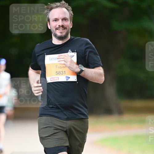 31.08.2025 - 21. Blankeneser Heldenlauf Dr. Thomas Lammeyer http://msf.ph/oto/8642152 31.08.2025 11:05:45 Laufen 5831 meine-sportfotos.de