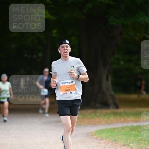 31.08.2025 - 21. Blankeneser Heldenlauf Dr. Thomas Lammeyer http://msf.ph/oto/8642157 31.08.2025 11:05:47 Laufen 5828 meine-sportfotos.de