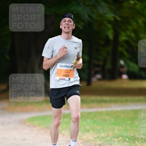 31.08.2025 - 21. Blankeneser Heldenlauf Dr. Thomas Lammeyer http://msf.ph/oto/8642169 31.08.2025 11:05:48 Laufen 5828 meine-sportfotos.de